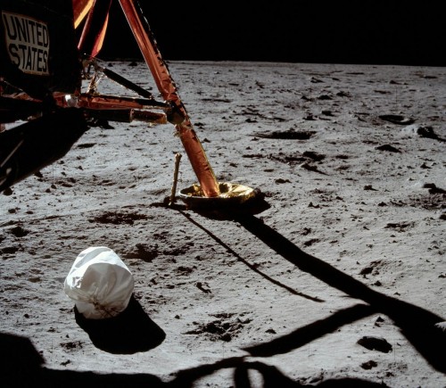 A incrível primeira viagem do homem à Lua (1969) - Blog da Editora Contexto