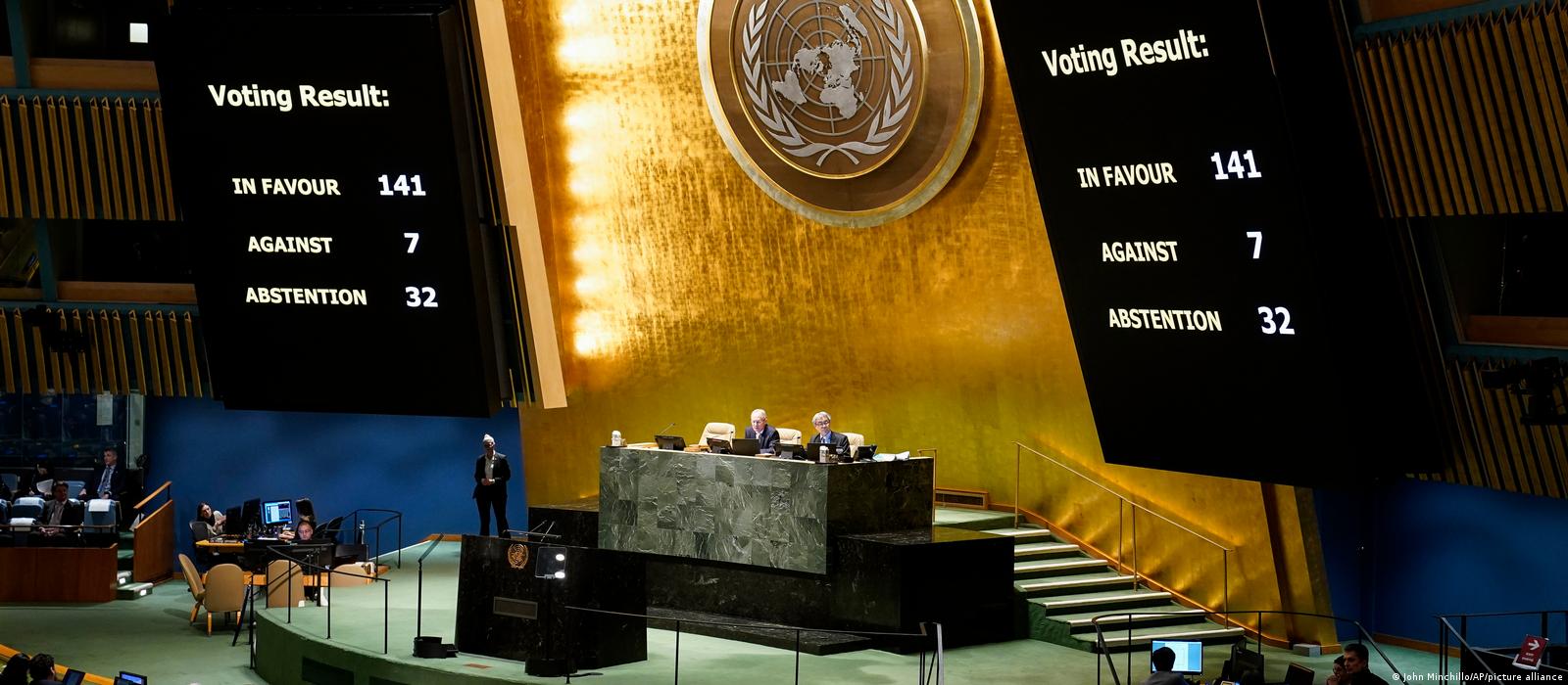 ONU aprova resolução que exige retirada russa da Ucrânia